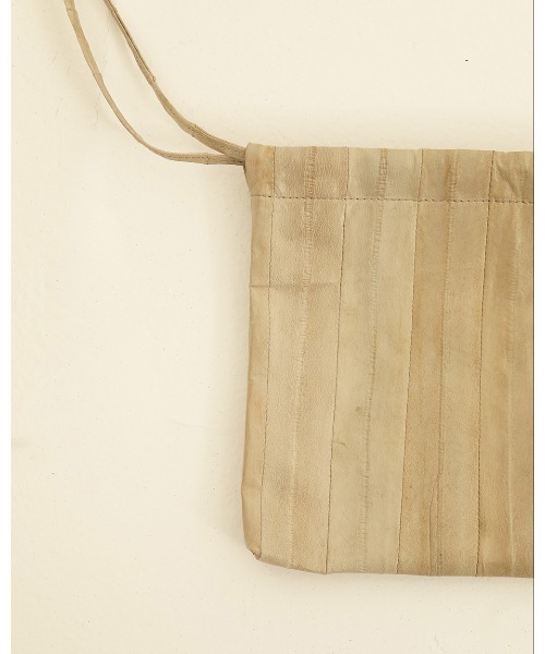 TODAYFUL（トゥデイフル）の「レザーミニポシェット（ハンドバッグ・レディース・イエロー/キナリ/パープル・FREE）」の7枚目の写真