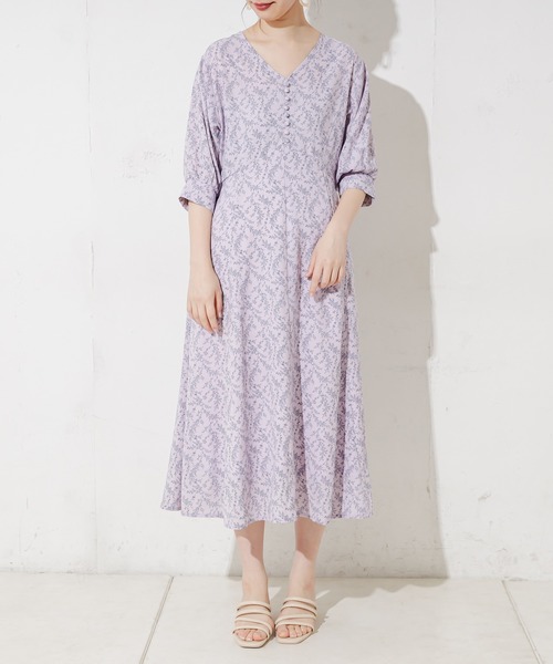 natural couture（ナチュラルクチュール）の「野花柄フレアワンピース（ワンピース・レディース・アイボリー/ブラック/ラベンダー・FREE）」の18枚目の写真