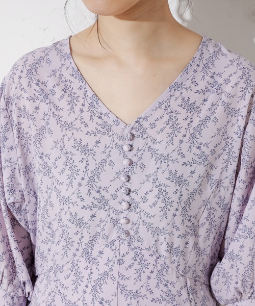 natural couture（ナチュラルクチュール）の「野花柄フレアワンピース（ワンピース・レディース・アイボリー/ブラック/ラベンダー・FREE）」の21枚目の写真