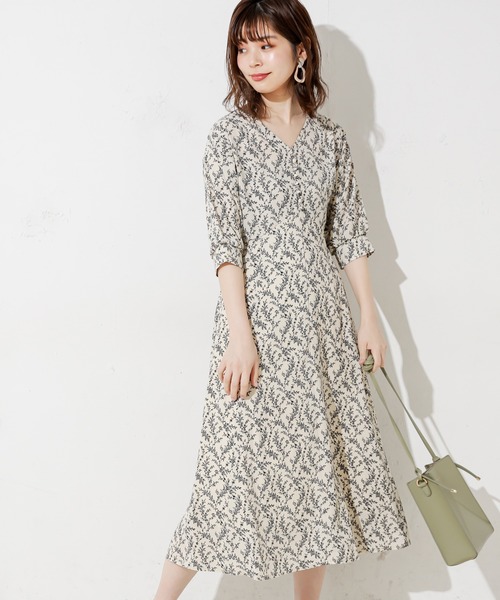 natural couture（ナチュラルクチュール）の「野花柄フレアワンピース（ワンピース・レディース・アイボリー/ブラック/ラベンダー・FREE）」の7枚目の写真