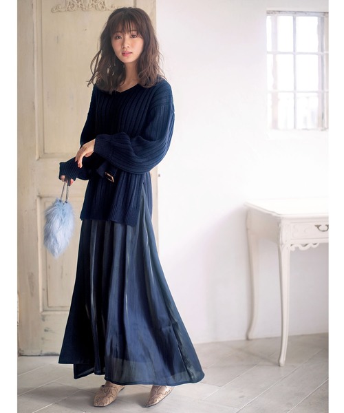 GeeRA（ジーラ）の「ニット＆シャイニースカートセットアップ（アンサンブル・レディース・ネイビー/ベージュ/ラベンダー・MEDIUM/X-LARGE/XX-LARGE/LARGE）」の5枚目の写真