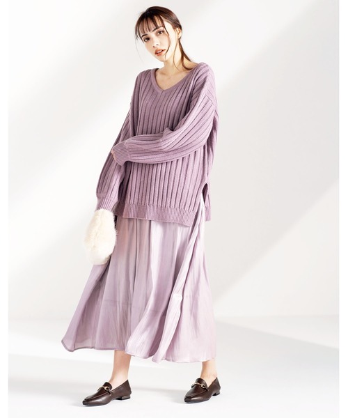 GeeRA（ジーラ）の「ニット＆シャイニースカートセットアップ（アンサンブル・レディース・ネイビー/ベージュ/ラベンダー・MEDIUM/X-LARGE/XX-LARGE/LARGE）」の4枚目の写真