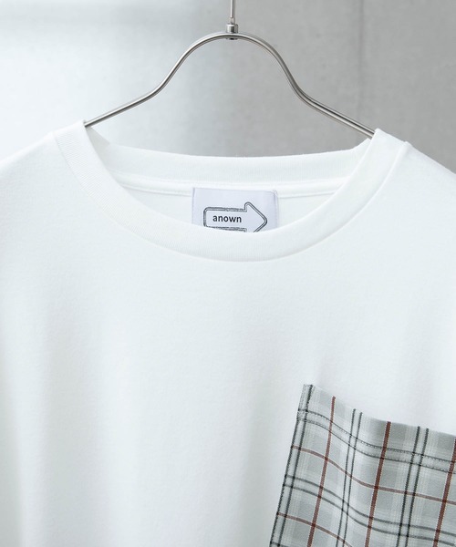 anown（アノン）の「袖ライン チェックポケット オーバーサイズ 半袖サイドスリットカットソー【ファッションインフルエンサー がらし×anown 限定コラボ】（Tシャツ/カットソー・メンズ・ホワイト/ネイビー・M/L）」の9枚目の写真