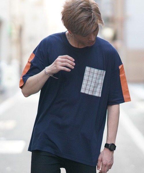anown（アノン）の「袖ライン チェックポケット オーバーサイズ 半袖サイドスリットカットソー【ファッションインフルエンサー がらし×anown 限定コラボ】（Tシャツ/カットソー・メンズ・ホワイト/ネイビー・M/L）」の17枚目の写真