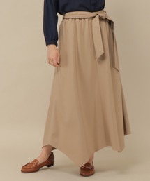 ベルト付きヘムスカート