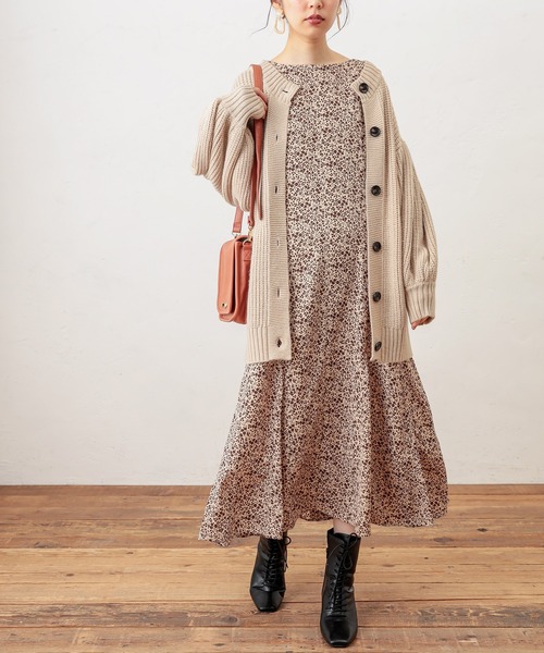 natural couture（ナチュラルクチュール）の「ぽわんスリーブ2WAYカーデ（ニット/セーター・レディース・ブラウン/ブルー/アイボリー/ライトベージュ/ブラック・FREE）」の7枚目の写真