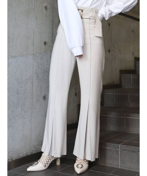 MURUA（ムルーア）の「ヘムタックフレアパンツ（その他パンツ・レディース・ブラック/カーキ/アイボリー・1/2）」の5枚目の写真