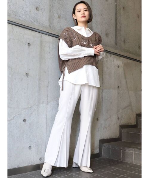 MURUA（ムルーア）の「ヘムタックフレアパンツ（その他パンツ・レディース・ブラック/カーキ/アイボリー・1/2）」の11枚目の写真