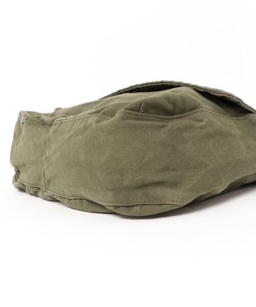 Fun & Daily(ファンアンドデイリー)の「F&D : ヴィンテージデザインショルダーバッグ(ショルダーバッグ・レディース・ブラック/カーキ/ホワイト/ブラウン・FREE)」の9枚目の写真