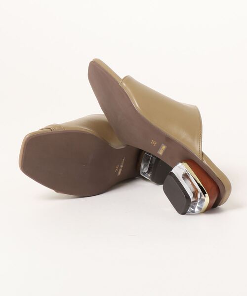 mio notis（ミオノティス）の「スカルプチャーヒールトングサンダル（サンダル・レディース・ホワイト系その他/オリーブ/ブラック・38/39/37/36）」の5枚目の写真