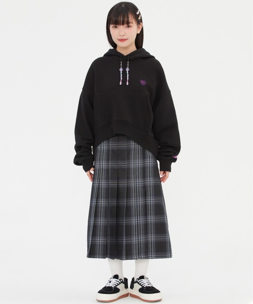 TARGETTO(ターゲット)の「【TARGETTO】BEADS CROP HOODIE / ターゲット ビーズ クロップド フーディー(パーカー・レディース・ブラック/オートミール・FREE)」の6枚目の写真