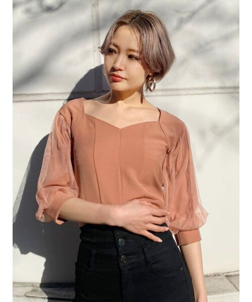 EMODA(エモダ)の「ドッキングスリーブショートトップ(シャツ/ブラウス・レディース・アイボリー/ブラック/オレンジ/ブルー・FREE)」の15枚目の写真