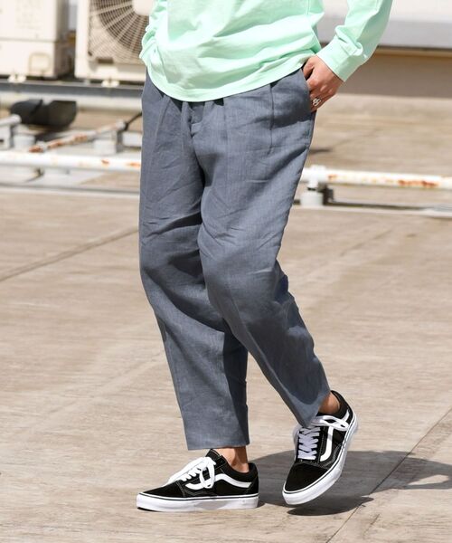 SHIPS(シップス)の「【WEB限定】SHIPS: リラックスフィット リネン アンクル イージー パンツ(スラックス・メンズ・ダークグレー/ナチュラル/グリーン/カーキ/ライトブルー/コバルトブルー・SMALL/MEDIUM/LARGE/X-LARGE)」の5枚目の写真