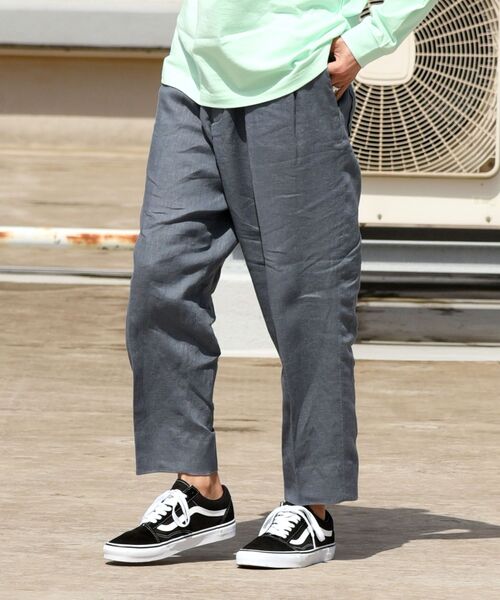 SHIPS(シップス)の「【WEB限定】SHIPS: リラックスフィット リネン アンクル イージー パンツ(スラックス・メンズ・ダークグレー/ナチュラル/グリーン/カーキ/ライトブルー/コバルトブルー・SMALL/MEDIUM/LARGE/X-LARGE)」の22枚目の写真