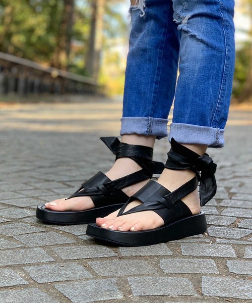 ASH（アッシュ）の「【MAMBA】BL スタッズサンダル（サンダル・レディース・ブラック・38/39/35/36/37）」の3枚目の写真