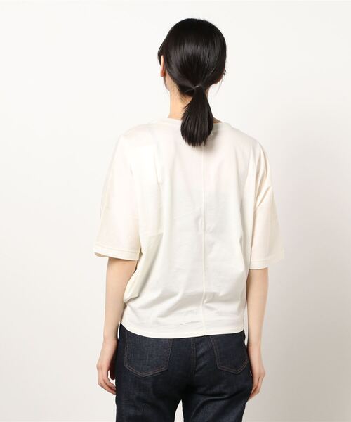 ADAM ET ROPE'(アダムエロペ)の「変形コクーンTシャツ(Tシャツ/カットソー・レディース・ブラック/キナリ・FREE)」の15枚目の写真