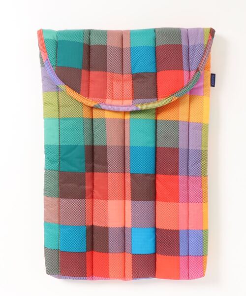 BAGGU（バグー）の「【BAGGU】16インチ ラップトップケース（PC・タブレットケース・レディース・ダークグリーン/ブラウン/ピンク系その他・FREE）」の12枚目の写真