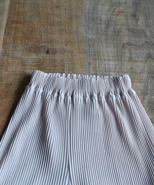 HWG_5（エイチダブルゴー）の「リラックスイージーリブパンツ（その他パンツ・レディース・アイボリー/ブラック/ブルー・FREE）」の4枚目の写真