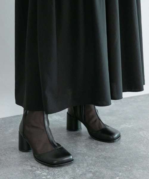 HARE（ハレ）の「オブリークトゥメッシュブーツ(HARE)（ブーツ・レディース・ホワイト/ブラック・M/L）」の9枚目の写真