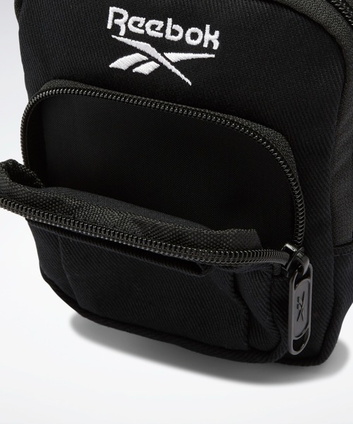 Reebok（リーボック）の「クラシックス ファウンデーション ポーチ バッグ / Classics Foundation Pouch Bag（ボディバッグ/ウエストポーチ・メンズ・ブラック・FREE）」の7枚目の写真
