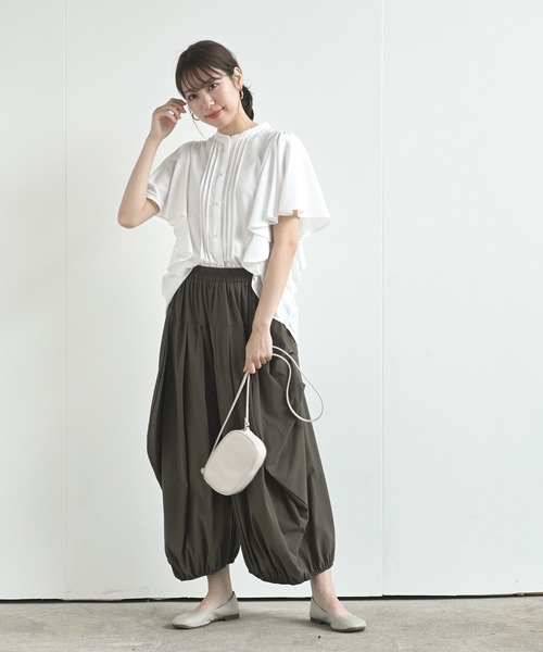 rps（アールピーエス）の「スパンブロードフリル袖ブラウス（シャツ/ブラウス・レディース・ブラック/オフホワイト/ブルー/マスタード・M）」の5枚目の写真