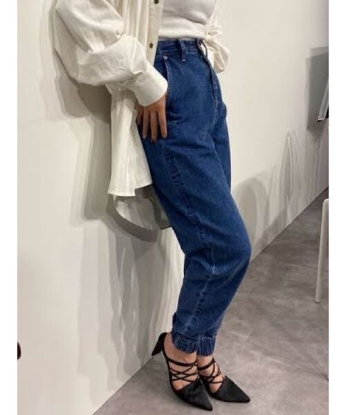 EVRIS（エヴリス）の「ジョガーデニムパンツ（デニムパンツ・レディース・ブラック/ベージュ/インディゴブルー・SMALL/MEDIUM）」の3枚目の写真