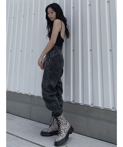 EVRIS（エヴリス）の「ジョガーデニムパンツ（デニムパンツ・レディース・ブラック/ベージュ/インディゴブルー・SMALL/MEDIUM）」の10枚目の写真