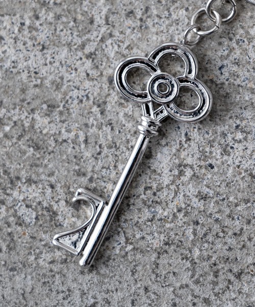 INTER FACTORY（インターファクトリー）の「アンティークキー ピアス/イヤリング - くまがいさとし　made in INTER FACTORY（ピアス（片耳用）・メンズ・シルバー/シルバー系その他・FREE）」の3枚目の写真