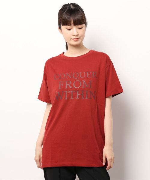 LOWRYS FARM（ローリーズファーム）の「ＢＩＧロゴＴＥＥ　957498（Tシャツ/カットソー・レディース・ネイビー/レッド/オフホワイト/アイボリー・FREE）」の9枚目の写真