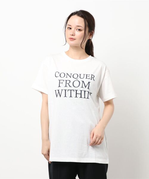 LOWRYS FARM（ローリーズファーム）の「ＢＩＧロゴＴＥＥ　957498（Tシャツ/カットソー・レディース・ネイビー/レッド/オフホワイト/アイボリー・FREE）」の11枚目の写真