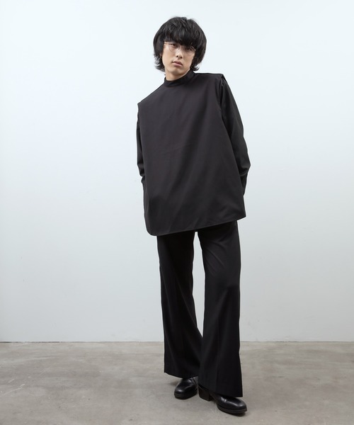 unlow（アンロー）の「パイピングスタンドカラーベスト（セットアップ対応）（ベスト・メンズ・ライトグレー/ブラック・M/L）」の6枚目の写真