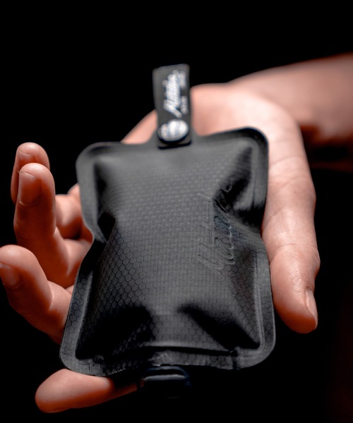 Matador（マタドール）の「Matador/マタドール FlatPak Bottle 3-pack/フラットパック トイレタリーボトル 3パック（トラベルグッズ・メンズ・チャコールグレー/マルチ/その他・FREE）」の12枚目の写真