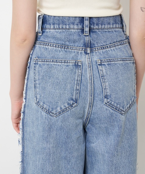 SPIRALGIRL（スパイラルガール）の「リメイク風デニム（デニムパンツ・レディース・ライトブルー・SMALL/MEDIUM）」の18枚目の写真