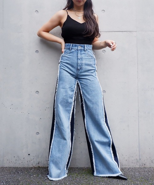 SPIRALGIRL（スパイラルガール）の「リメイク風デニム（デニムパンツ・レディース・ライトブルー・SMALL/MEDIUM）」の2枚目の写真