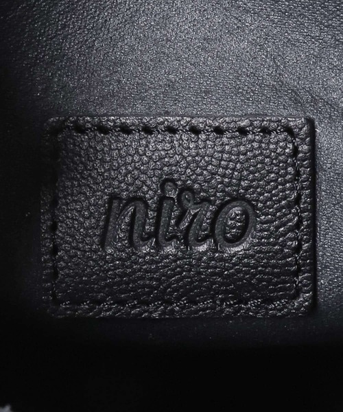 URBAN RESEARCH(アーバンリサーチ)の「niro Goat emboss leatherboston(ボストンバッグ・レディース・ブラック・-)」の13枚目の写真