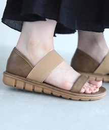 かかと超安定サンダル