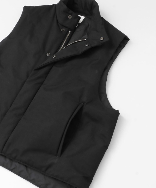 URBAN RESEARCH DOORS(アーバンリサーチドアーズ)の「UNIFY Thinsulate Vest∴(ダウンベスト・レディース・ブラック・ONE)」の2枚目の写真