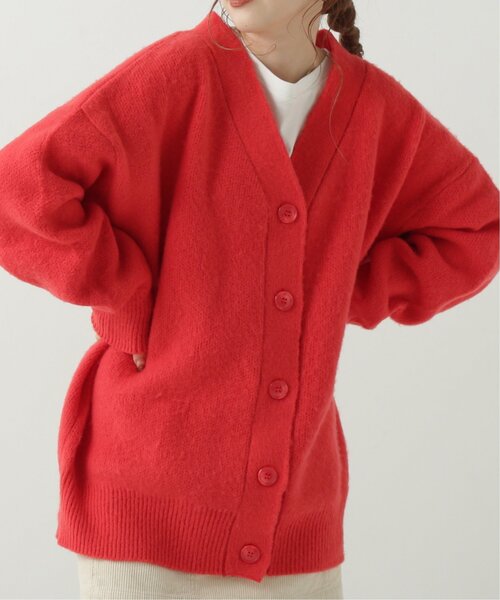 RAY CASSIN(レイカズン)の「シャギービッグVカーディガン(ニット/セーター・レディース・ベージュ/ブルー/モスグリーン/ライトピンク・FREE)」の4枚目の写真