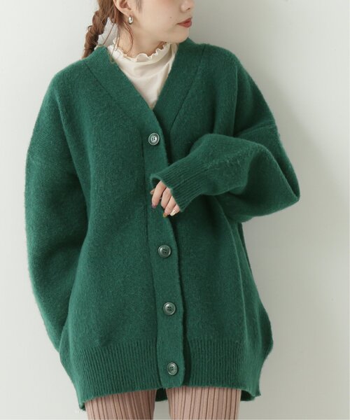 RAY CASSIN(レイカズン)の「シャギービッグVカーディガン(ニット/セーター・レディース・ベージュ/ブルー/モスグリーン/ライトピンク・FREE)」の3枚目の写真