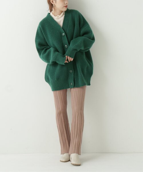 RAY CASSIN(レイカズン)の「シャギービッグVカーディガン(ニット/セーター・レディース・ベージュ/ブルー/モスグリーン/ライトピンク・FREE)」の16枚目の写真