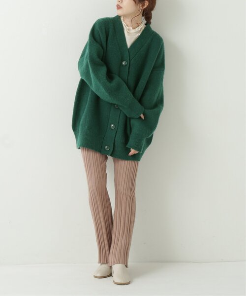 RAY CASSIN(レイカズン)の「シャギービッグVカーディガン(ニット/セーター・レディース・ベージュ/ブルー/モスグリーン/ライトピンク・FREE)」の17枚目の写真