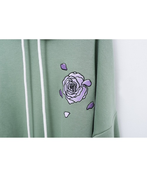 A'GEM9(エージェムナイン)の「【A'GEM/9 × RYUHARU SPECIAL COLLABORATION】HARUTO:ROSE HOODIE/はるぼうコラボ ローズデザインフーディー(パーカー・メンズ・ブラック/グリーン・FREE)」の18枚目の写真