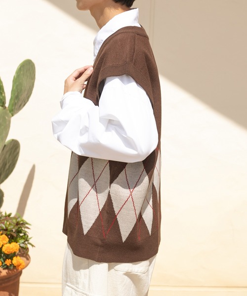 PairPair（ペアペア）の「アーガイル柄ニットベスト(ユニセックス)（ベスト・レディース・ブラウン/アイボリー/グリーン・LARGE/MEDIUM）」の19枚目の写真