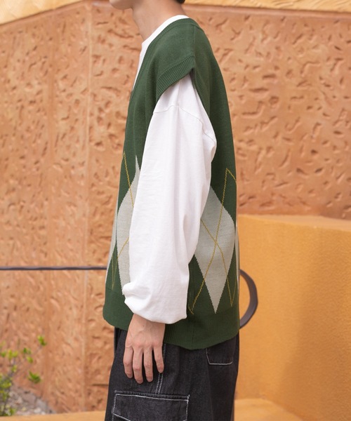 PairPair（ペアペア）の「アーガイル柄ニットベスト(ユニセックス)（ベスト・レディース・ブラウン/アイボリー/グリーン・LARGE/MEDIUM）」の22枚目の写真
