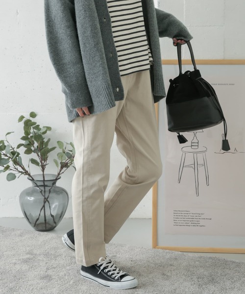 URBAN RESEARCH DOORS（アーバンリサーチドアーズ）の「バックツイルストレッチイージーパンツ（その他パンツ・レディース・オリーブ/ブラック/ライトベージュ・36/38）」の16枚目の写真