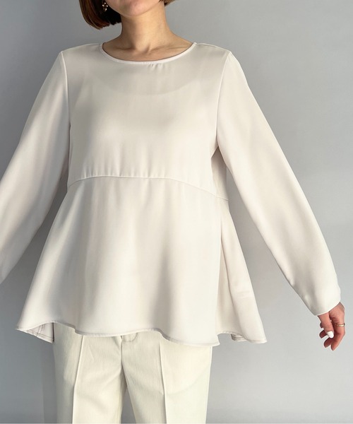 PICCIN(ピッチン)の「裾フレアブラウス(シャツ/ブラウス・レディース・ネイビー/グレイッシュベージュ・M)」の2枚目の写真