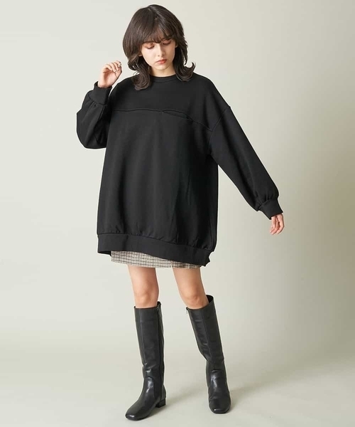 A de a.v.v（アードアー・ヴェ・ヴェ）の「胸ポケット付きオーバーサイズスウェット（スウェット・レディース・ブラック/ピンク/モカ・38/36）」の5枚目の写真