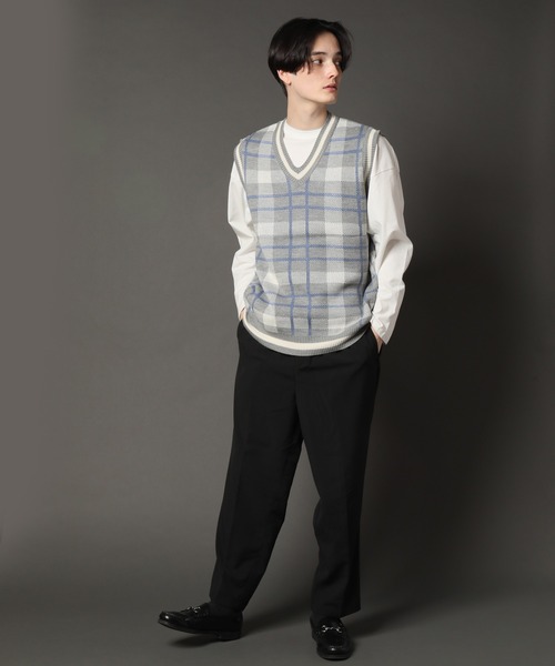 CORPUS　SELECT（コーパストーキョー）の「Oversized Tartan Knit Vest/ビッグシルエット タータンチェック ニットベスト（ベスト・メンズ・ホワイト/ベージュ/グレー/グリーン・FREE）」の10枚目の写真