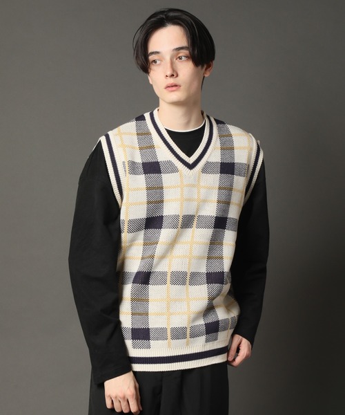 CORPUS　SELECT（コーパストーキョー）の「Oversized Tartan Knit Vest/ビッグシルエット タータンチェック ニットベスト（ベスト・メンズ・ホワイト/ベージュ/グレー/グリーン・FREE）」の20枚目の写真