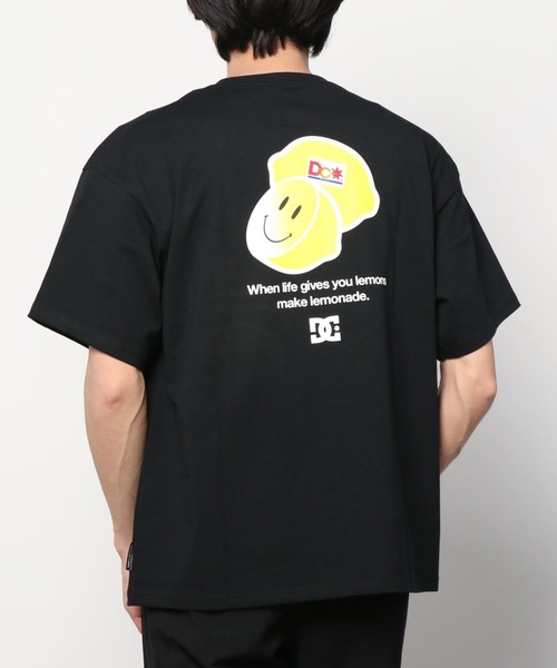 DC(ディーシー)の「【ムラサキスポーツ別注】DC/ディーシー バックプリントTシャツ DST221055M(Tシャツ/カットソー・メンズ・ホワイト/ブラック/ベージュ・M/L/XL/2XL)」の6枚目の写真
